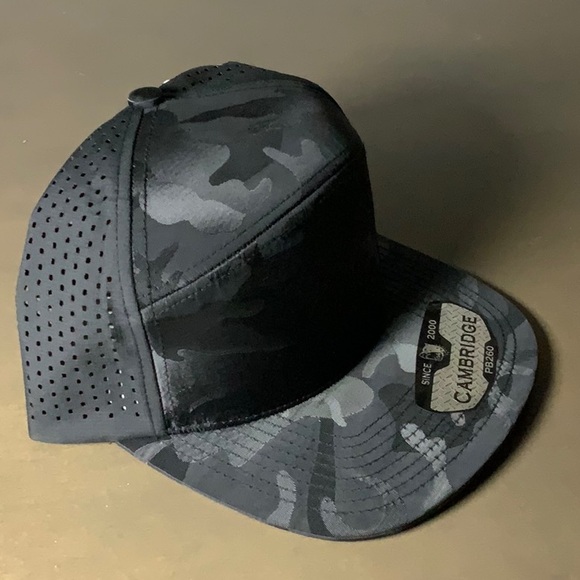 7-Panel Snap Cap - Picture 2 of 2